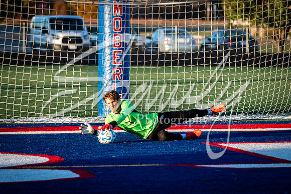 2020.11.03 FHS Soccer Vs. Boonville_00052