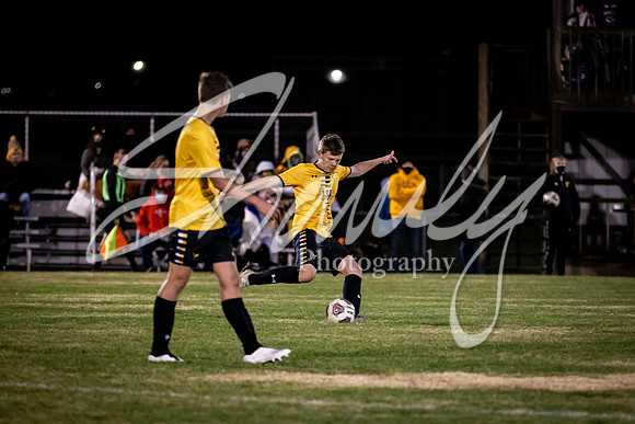 2020.11.10 FHS Soccer Vs. Pleasant Hill_00073
