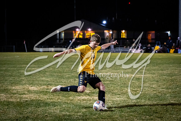 2020.11.10 FHS Soccer Vs. Pleasant Hill_02184