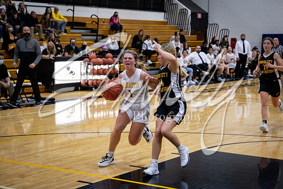 2020.11.20 FHS Girls Basketball Vs. Monroe City_01290