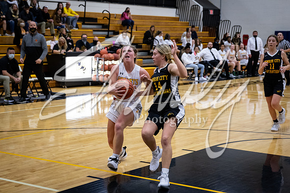 2020.11.20 FHS Girls Basketball Vs. Monroe City_01291