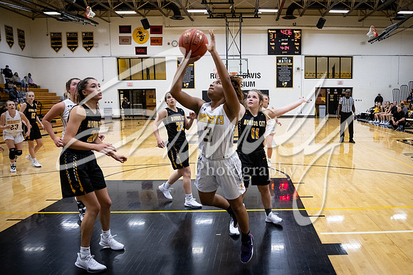 2020.11.20 FHS Girls Basketball Vs. Monroe City_03616