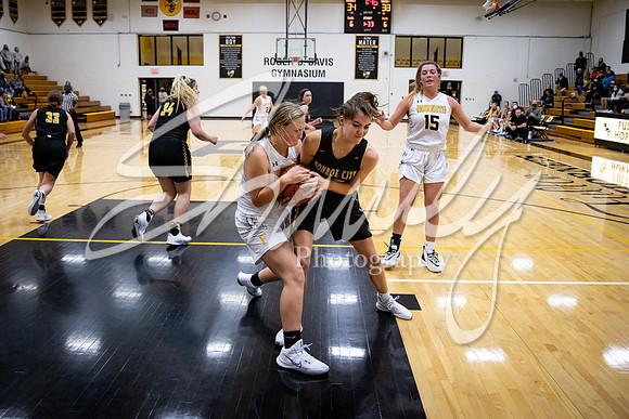 2020.11.20 FHS Girls Basketball Vs. Monroe City_03818