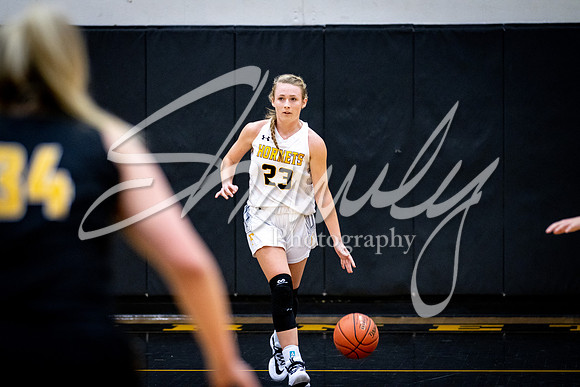 2020.11.20 FHS Girls Basketball Vs. Monroe City_01918