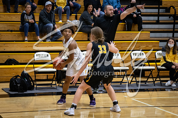 2020.11.20 FHS Girls Basketball Vs. Monroe City_02607