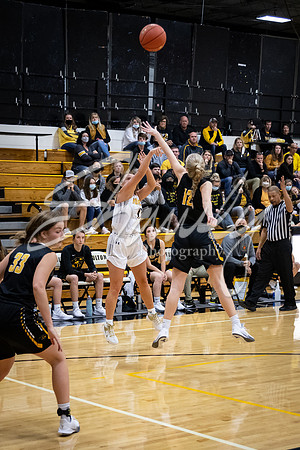 2020.11.20 FHS Girls Basketball Vs. Monroe City_02644