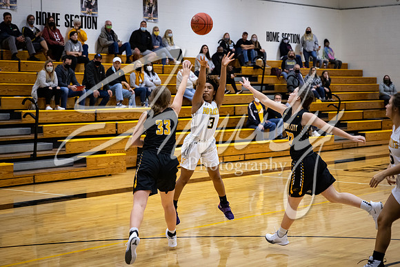 2020.11.20 FHS Girls Basketball Vs. Monroe City_03238
