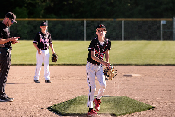 2022.05.16 Pirates Vs. Show2090