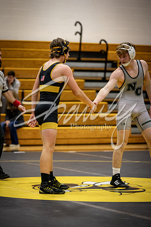2020.12.10 FHS Wrestling Triangular_03609