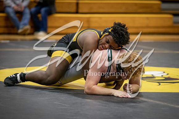 2020.12.10 FHS Wrestling Triangular_03896