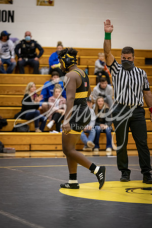 2020.12.10 FHS Wrestling Triangular_03927