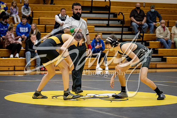 2020.12.10 FHS Wrestling Triangular_00001