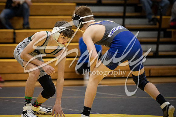2020.12.10 FHS Wrestling Triangular_00257