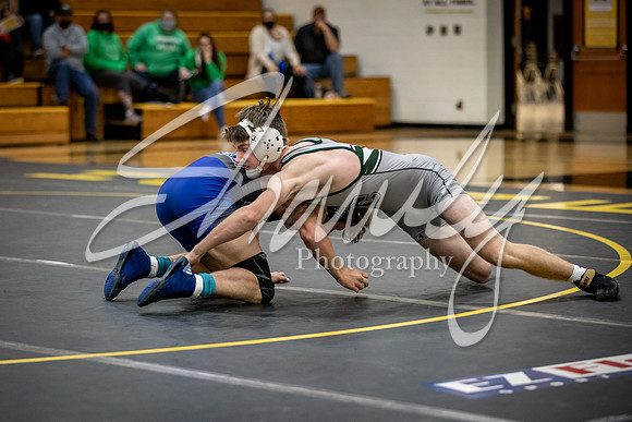 2020.12.10 FHS Wrestling Triangular_00937