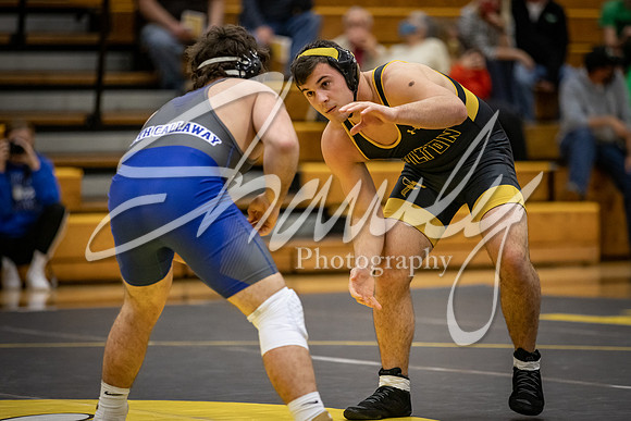 2020.12.10 FHS Wrestling Triangular_01752