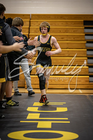 2020.12.10 FHS Wrestling Triangular_03114