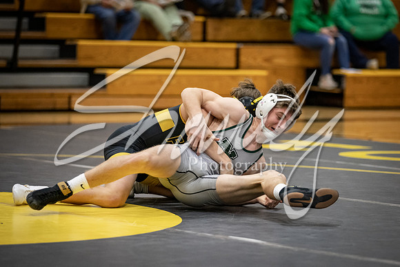 2020.12.10 FHS Wrestling Triangular_03171
