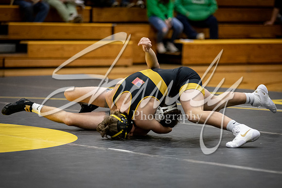 2020.12.10 FHS Wrestling Triangular_03203