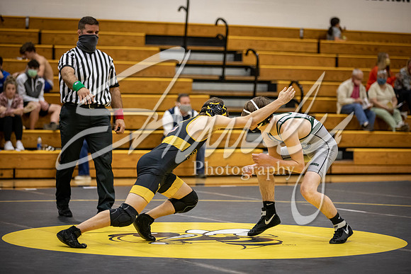 2020.12.10 FHS Wrestling Triangular_03340