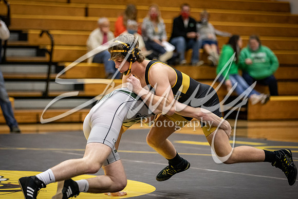 2020.12.10 FHS Wrestling Triangular_03486