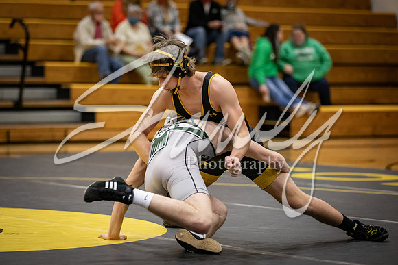 2020.12.10 FHS Wrestling Triangular_03487
