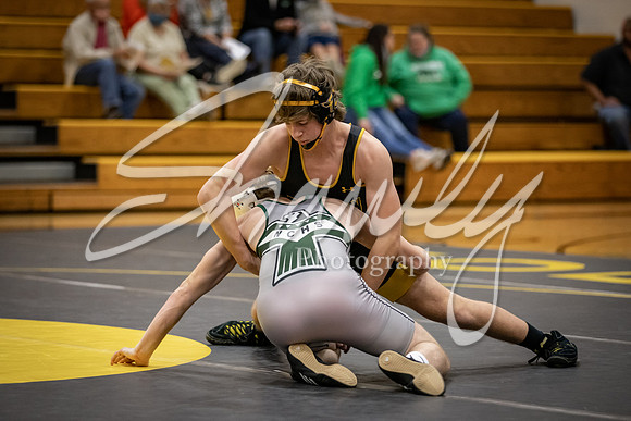 2020.12.10 FHS Wrestling Triangular_03488