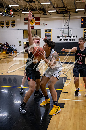 2022.01.05 FHS Basketball Vs. S. Boone02739