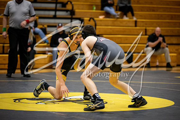2020.12.21 FHS Wrestling Vs. Jeff City_01745