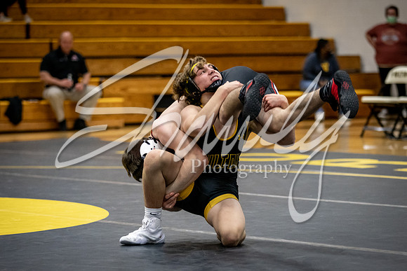 2020.12.21 FHS Wrestling Vs. Jeff City_03010