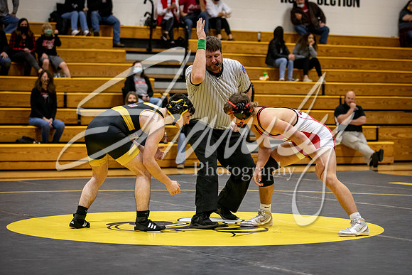2020.12.21 FHS Wrestling Vs. Jeff City_03994