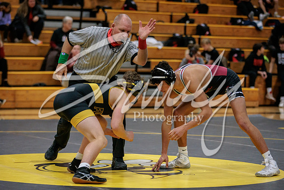 2022.01.06 FHS Wrestling Vs. Hannibal02557