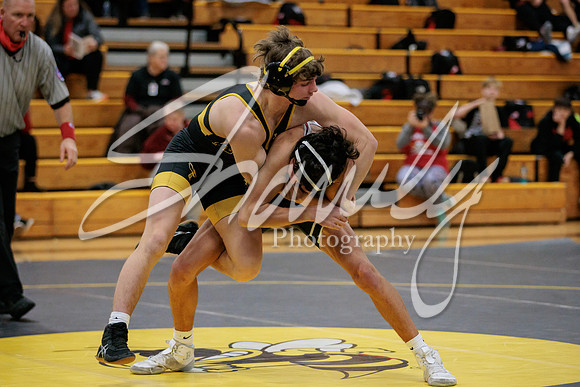2022.01.06 FHS Wrestling Vs. Hannibal02581