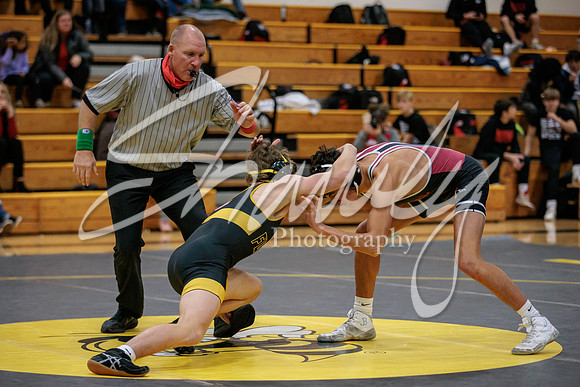 2022.01.06 FHS Wrestling Vs. Hannibal02560