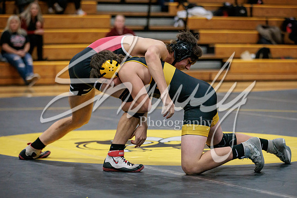 2022.01.06 FHS Wrestling Vs. Hannibal03234