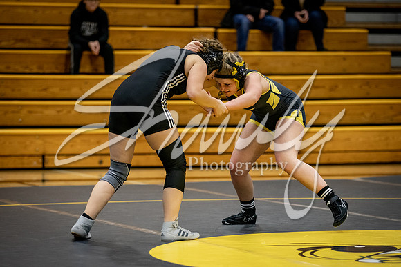 2021.01.14 FHS Wrestling Girls Quad00075