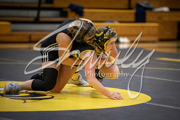 2021.01.14 FHS Wrestling Girls Quad00132