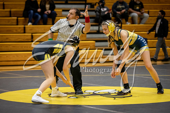 2021.01.14 FHS Wrestling Girls Quad00595