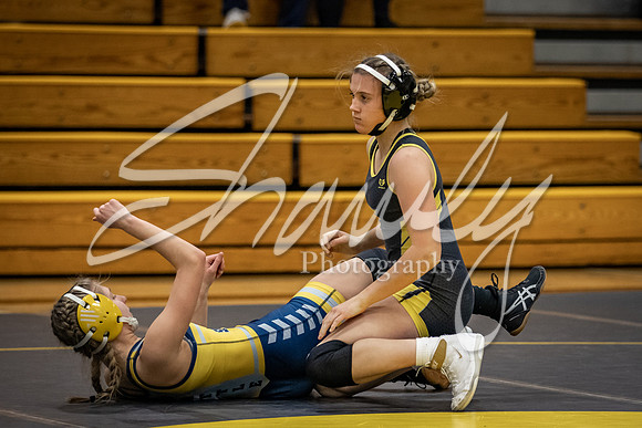 2021.01.14 FHS Wrestling Girls Quad00696