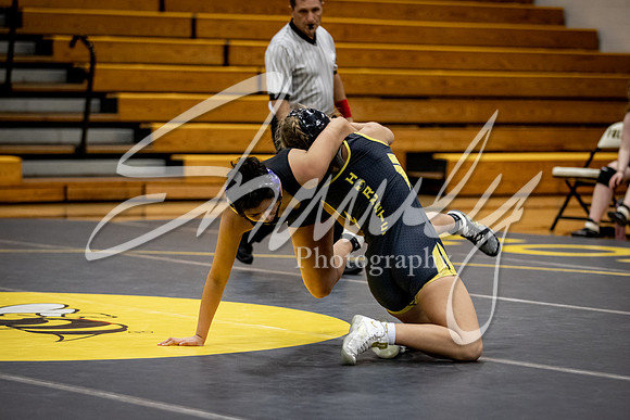 2021.01.14 FHS Wrestling Girls Quad01194