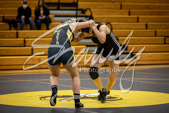 2021.01.14 FHS Wrestling Girls Quad01361