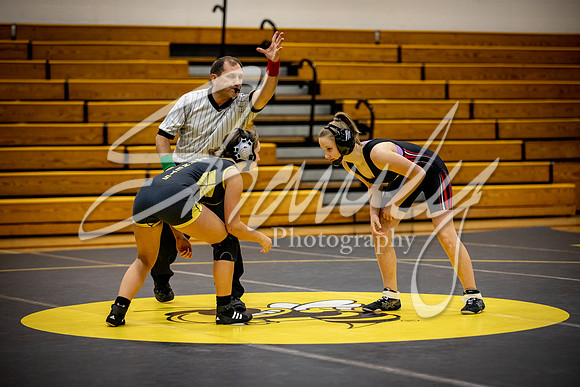 2021.01.14 FHS Wrestling Girls Quad01897