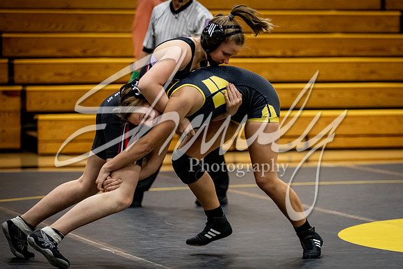 2021.01.14 FHS Wrestling Girls Quad01928