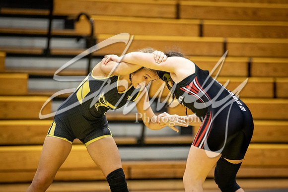 2021.01.14 FHS Wrestling Girls Quad02044
