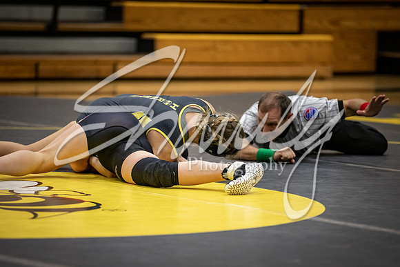 2021.01.14 FHS Wrestling Girls Quad02218