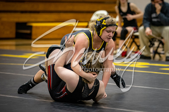 2021.01.14 FHS Wrestling Girls Quad02331