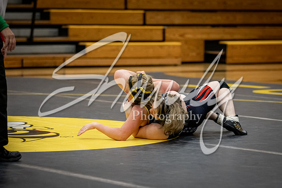 2021.01.14 FHS Wrestling Girls Quad02550