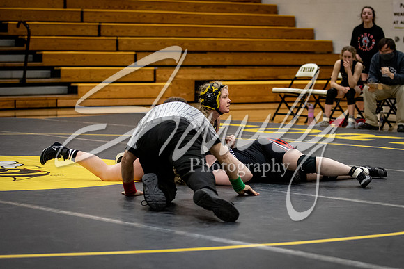 2021.01.14 FHS Wrestling Girls Quad02620