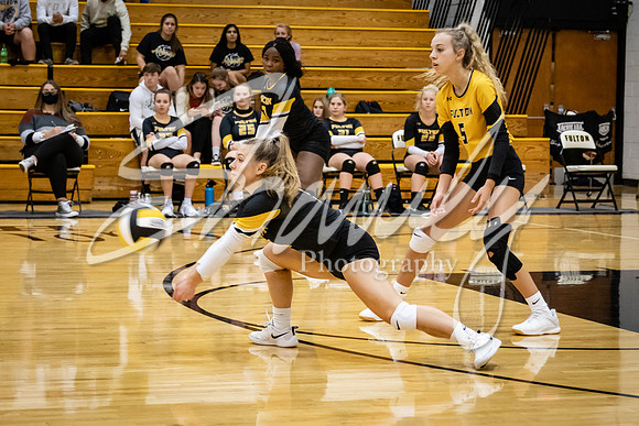 2020.09.29 FHS Volleyball Vs. Hannibal_00953