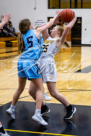 2021.01.19 FHS Basketball Girls Vs. Father Tolton01423