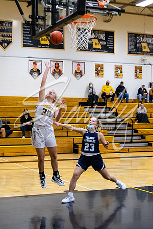2021.01.19 FHS Basketball Girls Vs. Father Tolton03202